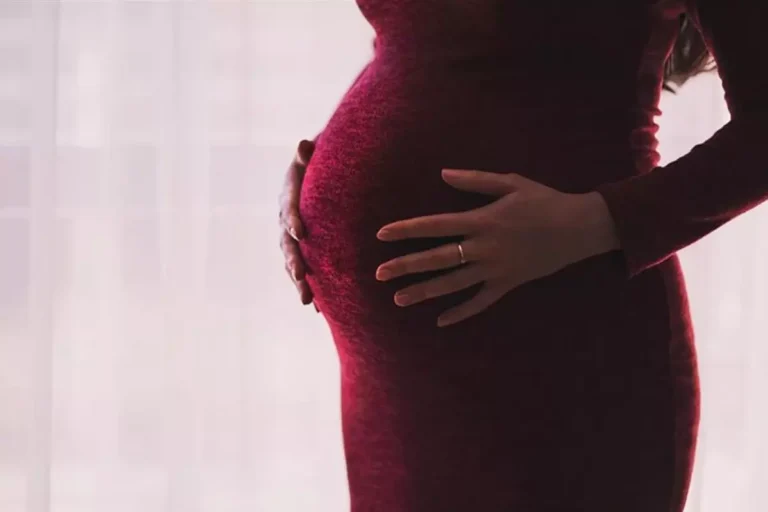 Hastanelerde yeni dönem! Sağlık Bakanlığı’ndan ‘sezaryen doğum’ kararı
